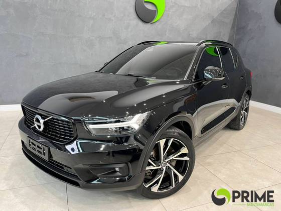 VOLVO XC40 1.5 T5 RECHARGE R-DESIGN GEARTRONIC VOLVO XC40 1.5 T5 RECHARGE R-DESIGN GEARTRONIC